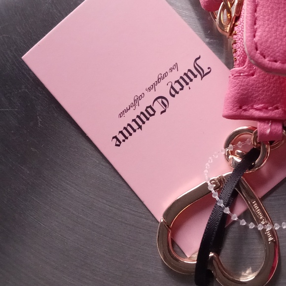 Juicy Couture Pink Card Holder with Heart Charm - Picture 5 of 9